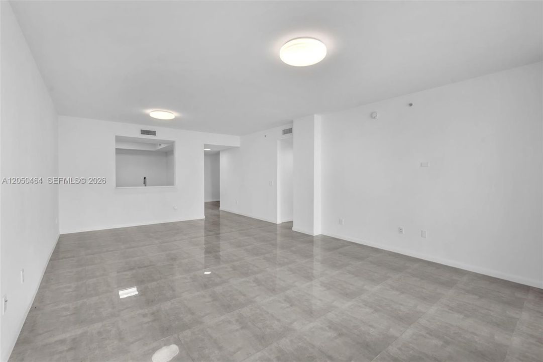 En Venta: $825,000 (3 camas, 3 baños, 1900 Pies cuadrados)
