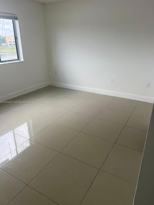 For Rent: $1,950 (2 beds, 2 baths, 1032 Square Feet)
