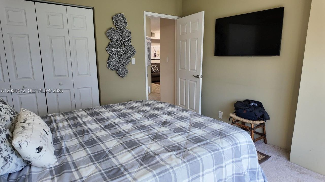 For Rent: $3,500 (2 beds, 2 baths, 1150 Square Feet)