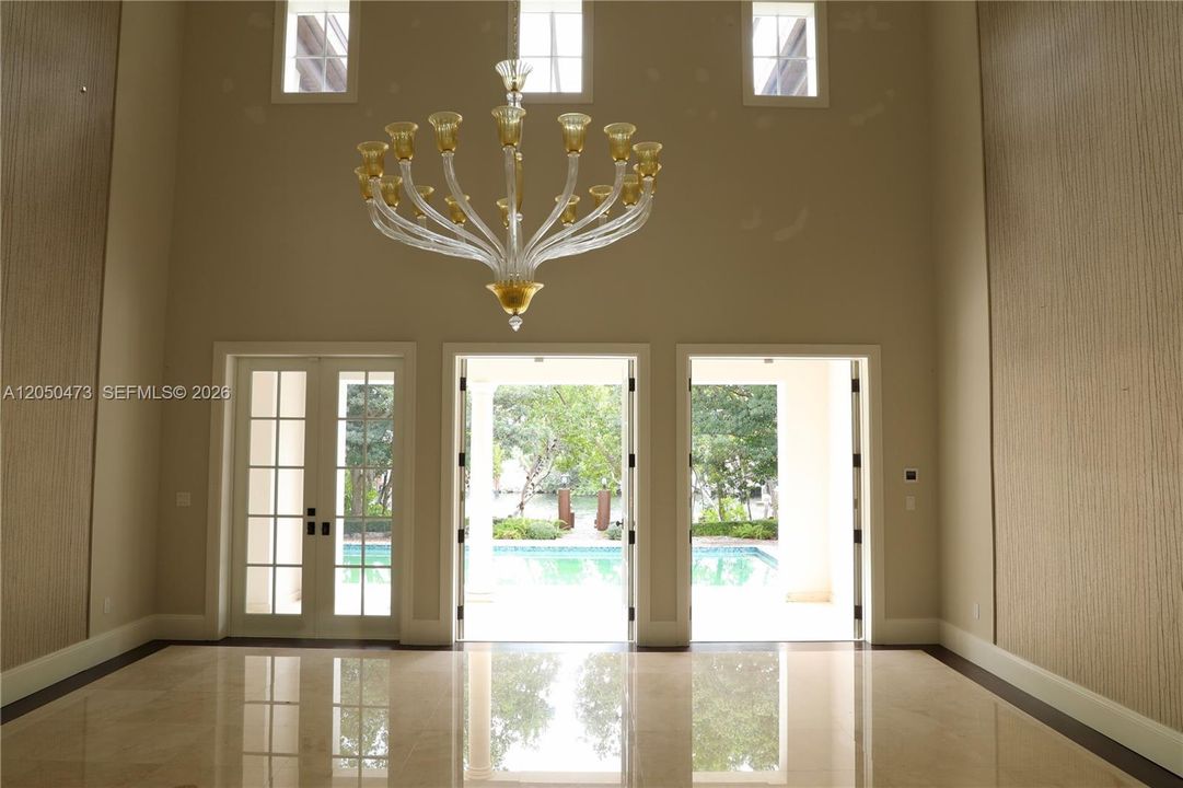 For Sale: $13,500,000 (6 beds, 7 baths, 6439 Square Feet)