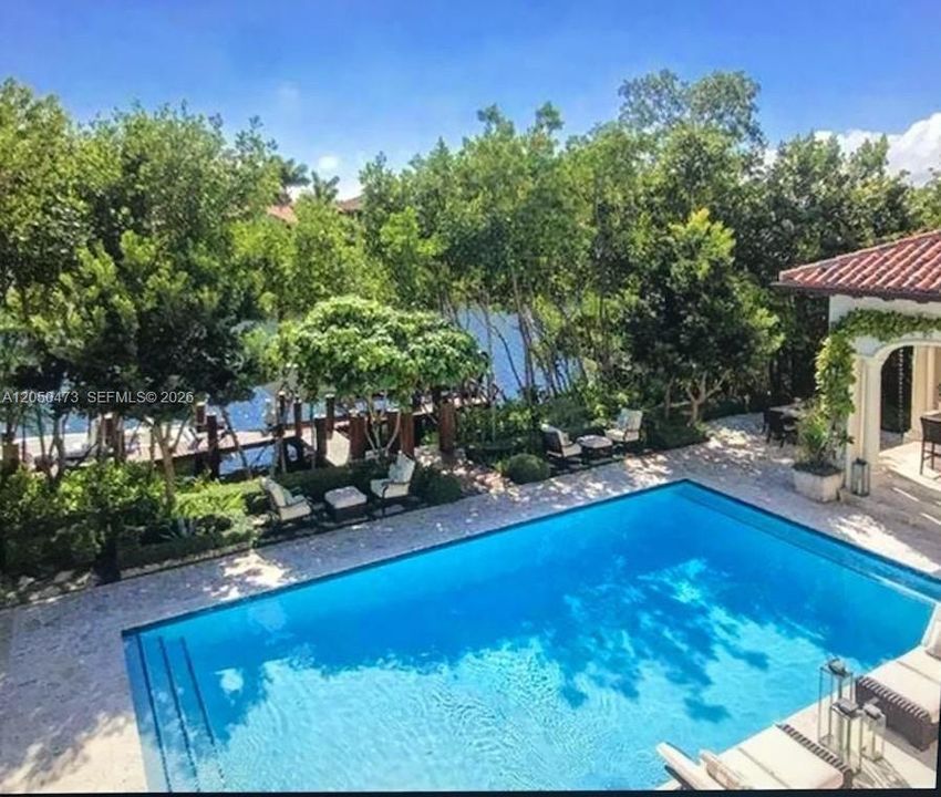 For Sale: $13,500,000 (6 beds, 7 baths, 6439 Square Feet)