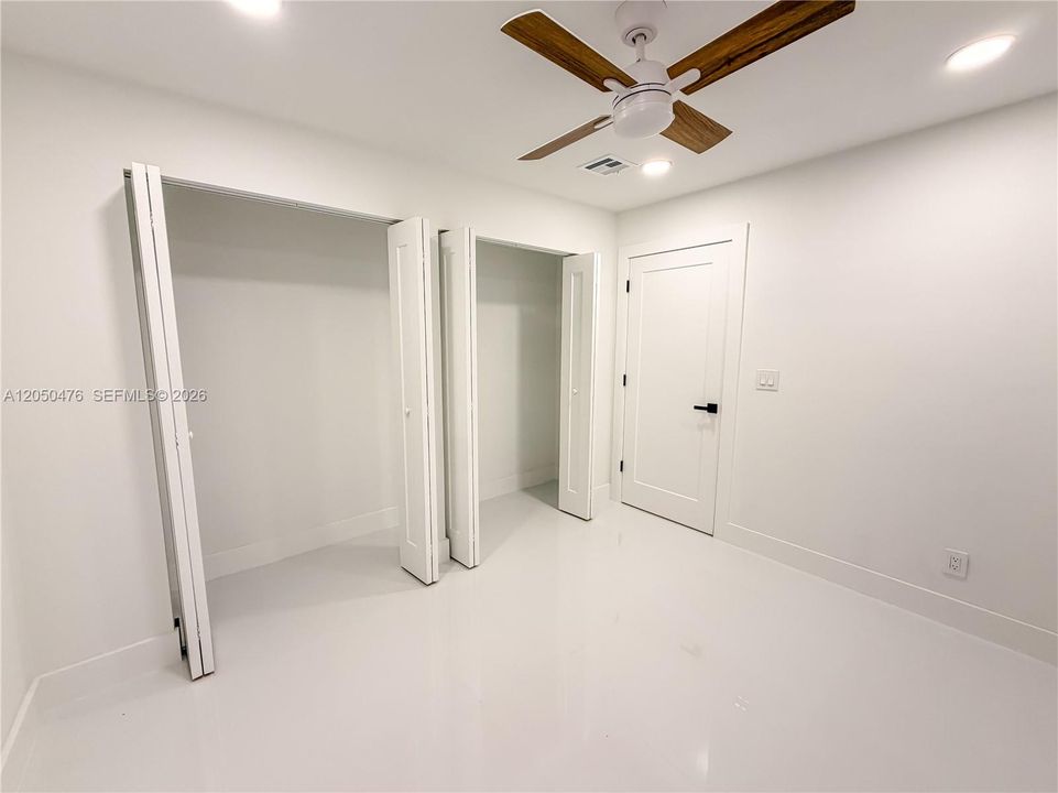 En Venta: $549,000 (3 camas, 2 baños, 1138 Pies cuadrados)