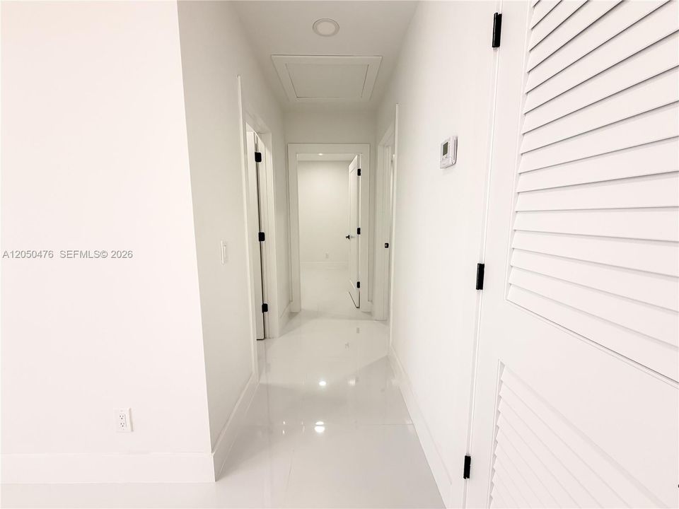 En Venta: $549,000 (3 camas, 2 baños, 1138 Pies cuadrados)