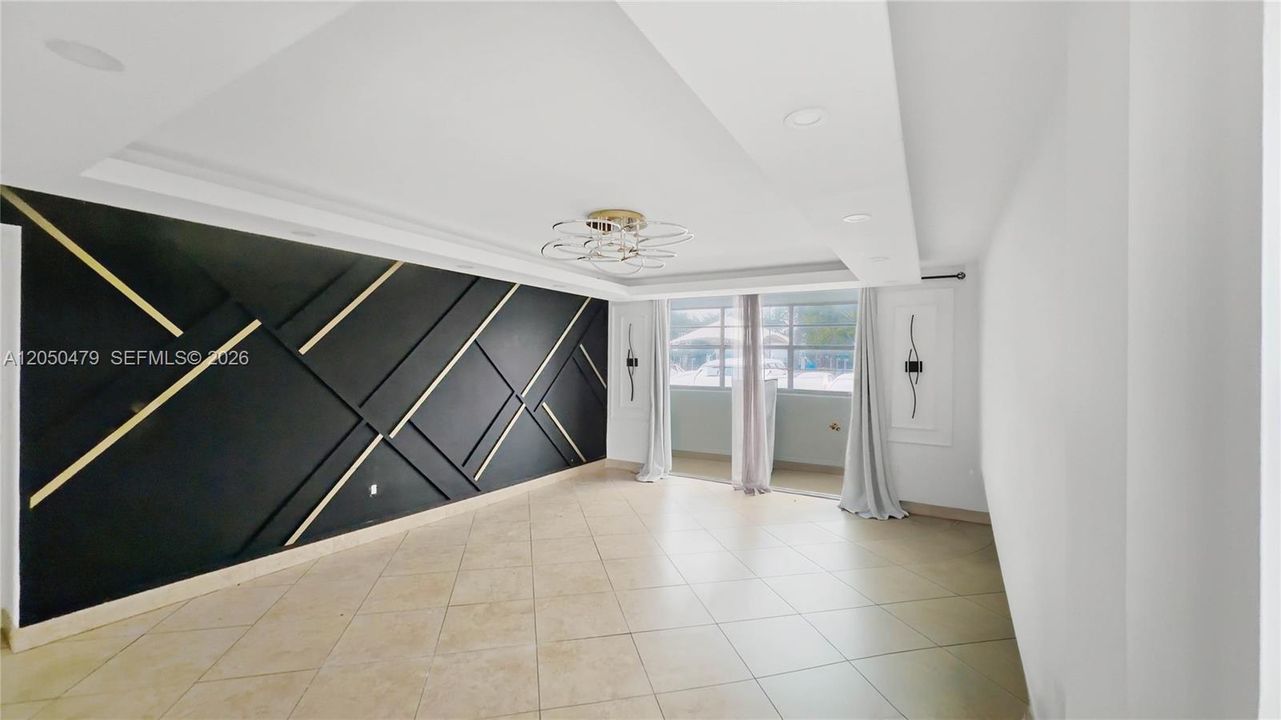 For Rent: $2,400 (2 beds, 2 baths, 1077 Square Feet)