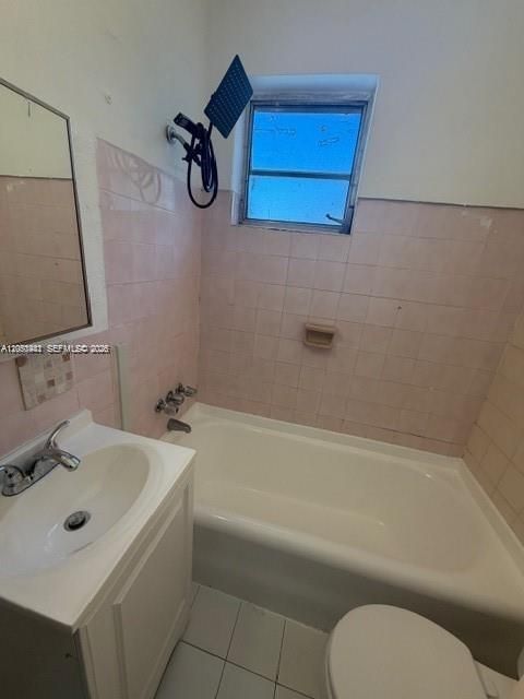For Rent: $1,600 (1 beds, 1 baths, 535 Square Feet)