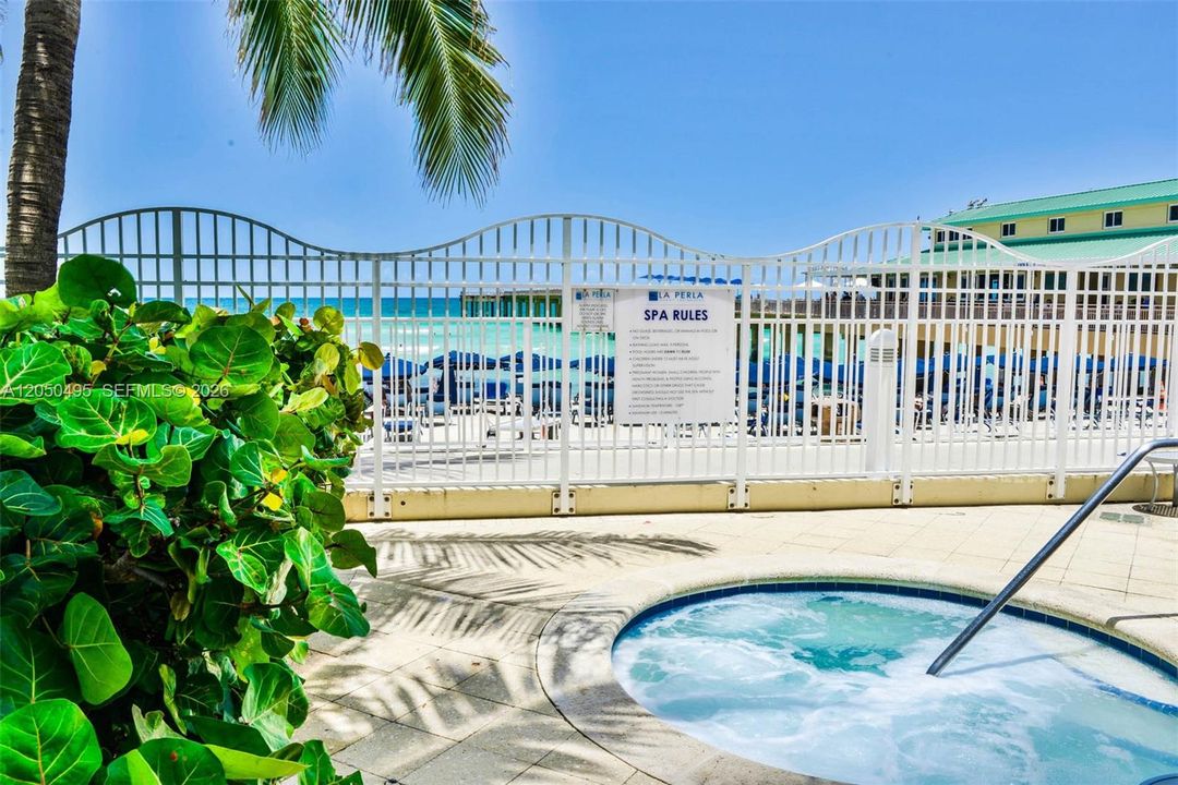 For Rent: $5,500 (2 beds, 2 baths, 1715 Square Feet)