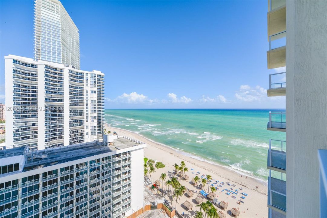 For Rent: $5,500 (2 beds, 2 baths, 1715 Square Feet)