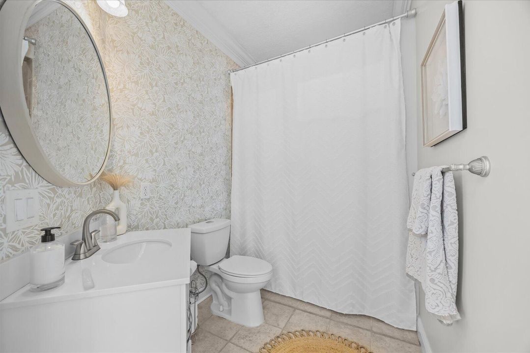 14-pine in bath-1