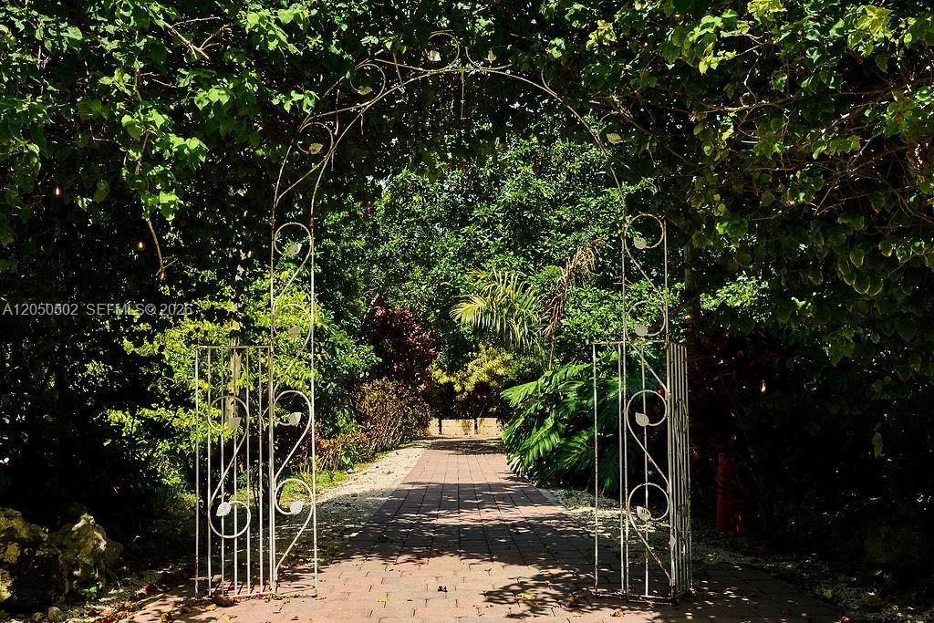 En Venta: $3,750,000 (4 camas, 4 baños, 3490 Pies cuadrados)