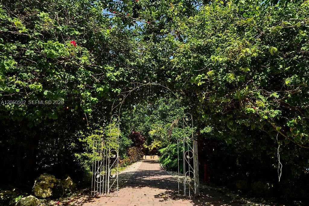En Venta: $3,750,000 (4 camas, 4 baños, 3490 Pies cuadrados)