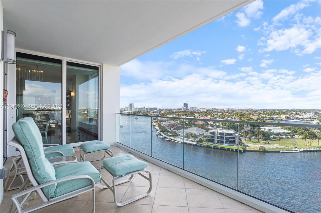 For Sale: $2,950,000 (3 beds, 3 baths, 3488 Square Feet)