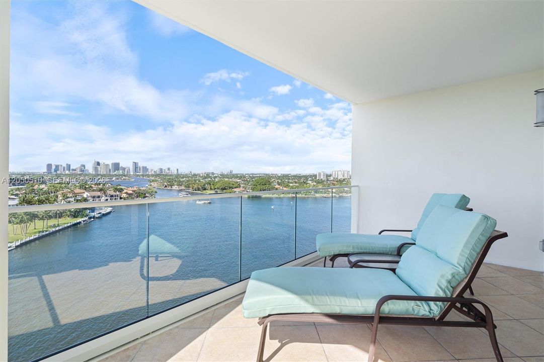 For Sale: $2,950,000 (3 beds, 3 baths, 3488 Square Feet)