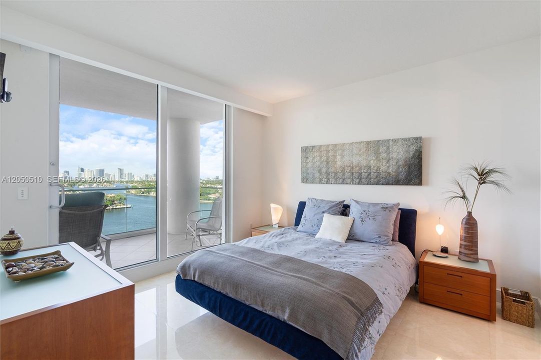 For Sale: $2,950,000 (3 beds, 3 baths, 3488 Square Feet)