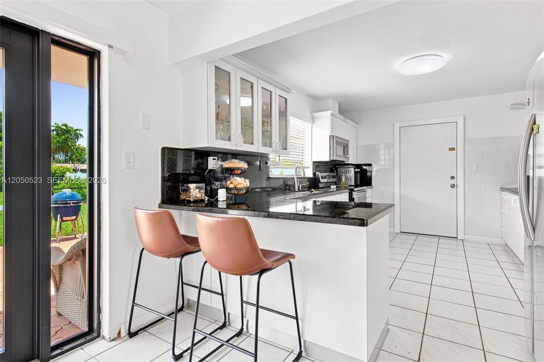 For Sale: $1,200,000 (4 beds, 2 baths, 2112 Square Feet)