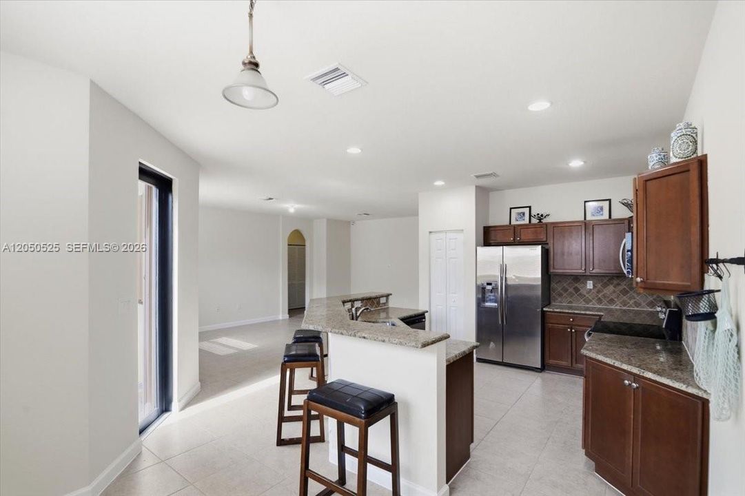 For Sale: $650,000 (4 beds, 3 baths, 3399 Square Feet)