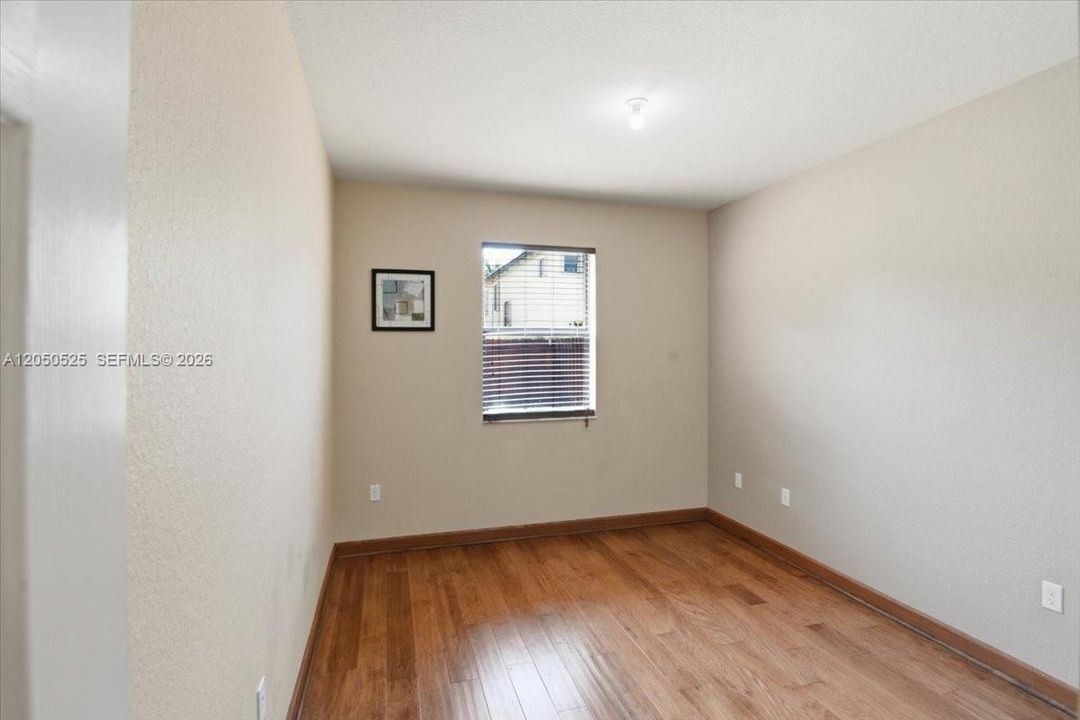 For Sale: $650,000 (4 beds, 3 baths, 3399 Square Feet)