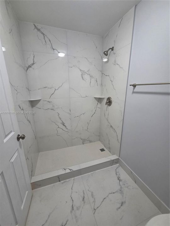 For Rent: $2,800 (2 beds, 2 baths, 1392 Square Feet)
