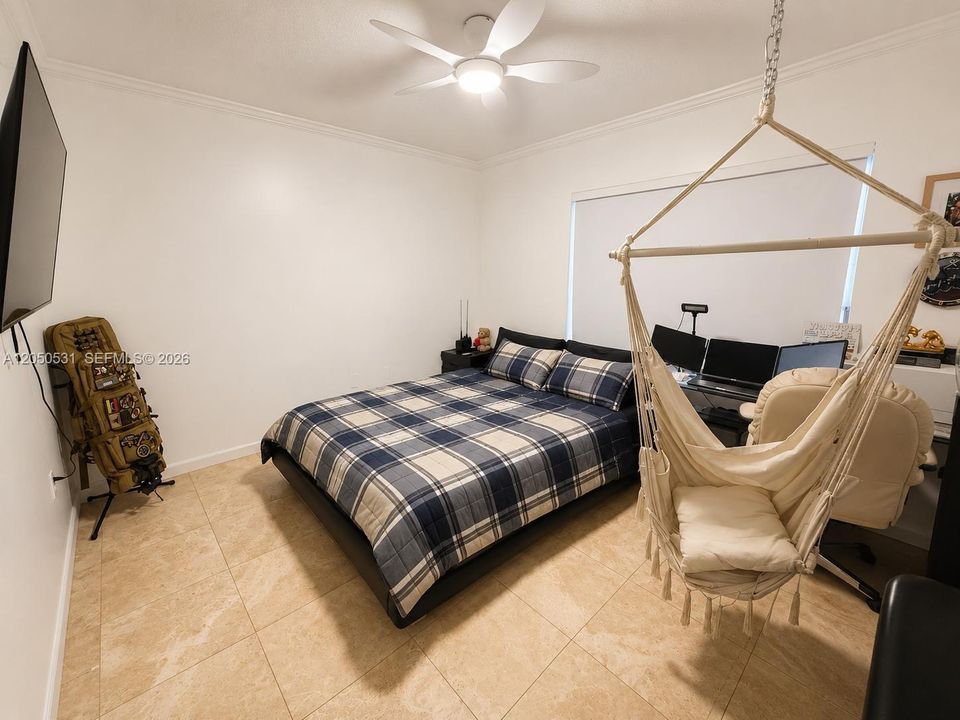В аренду: $3,200 (3 спален, 2 ванн, 1380 Квадратных фут)