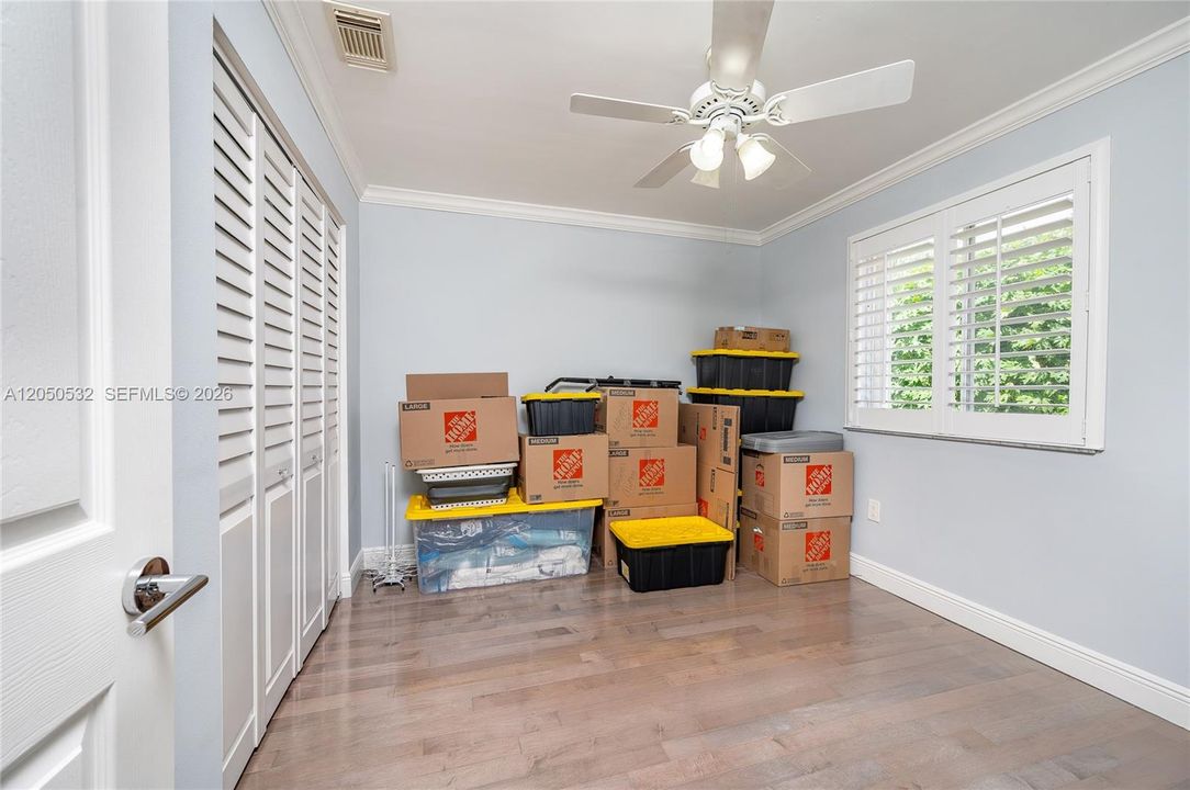 For Sale: $575,000 (3 beds, 2 baths, 1667 Square Feet)