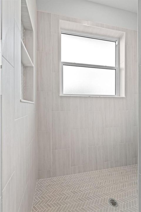 Main Bathroom Shower