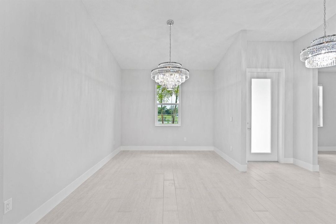 Foyer Entry