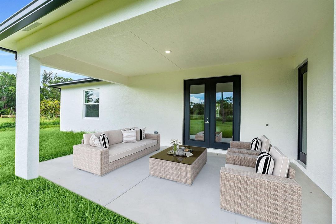 Covered Patio VS