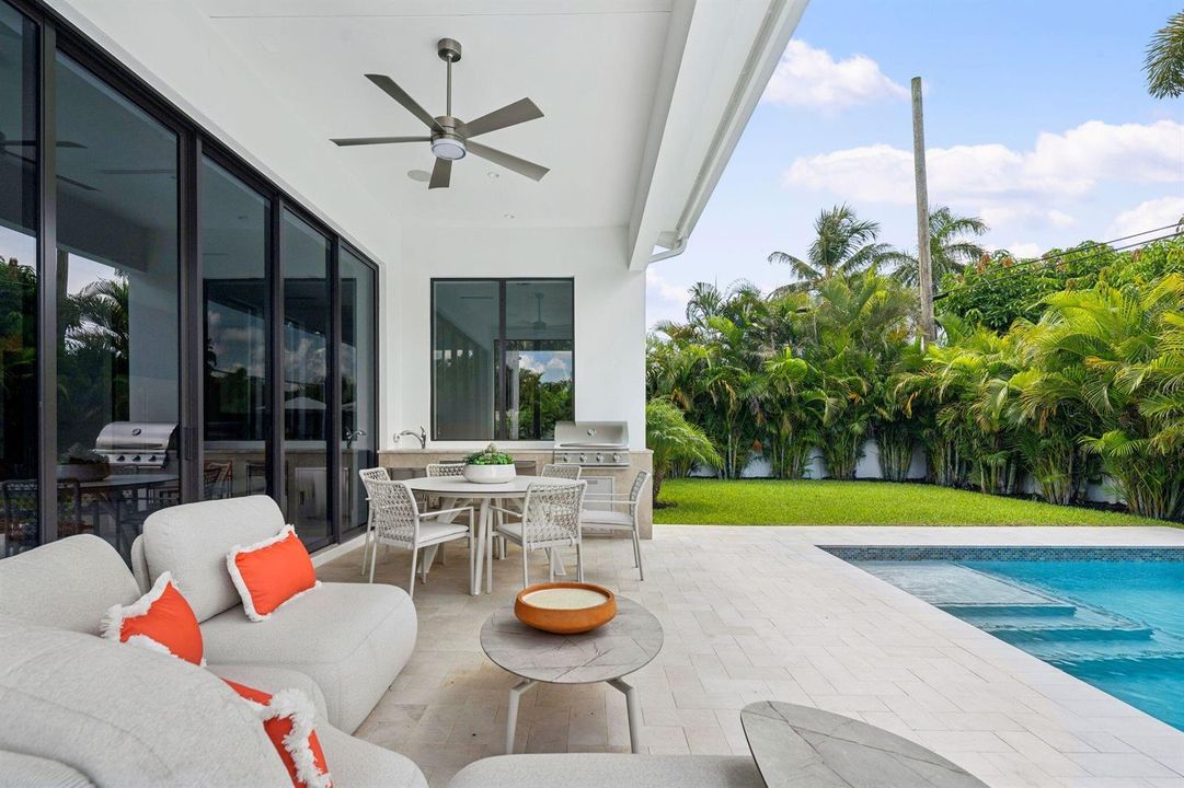 1040 NW 6th Terrace Boca Raton FL 72