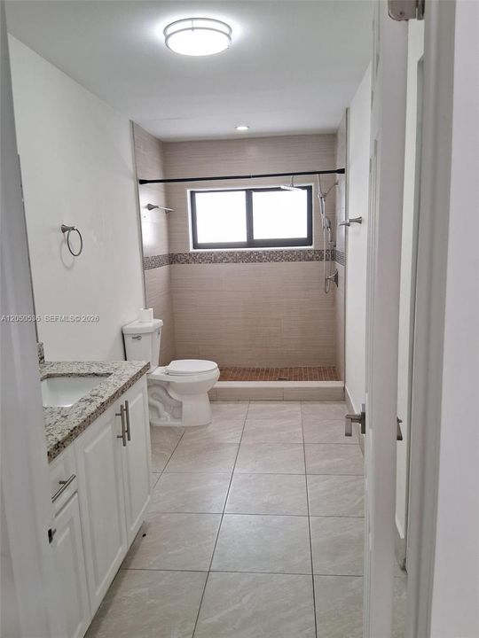 For Rent: $1,950 (1 beds, 1 baths, 1796 Square Feet)