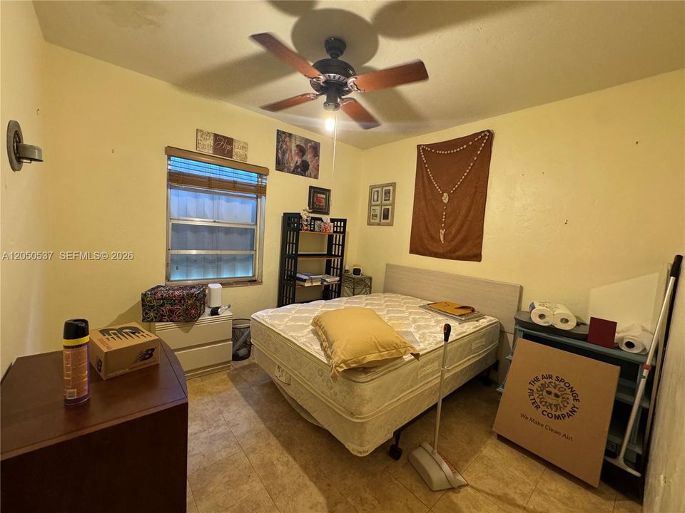 For Sale: $535,000 (4 beds, 2 baths, 1592 Square Feet)