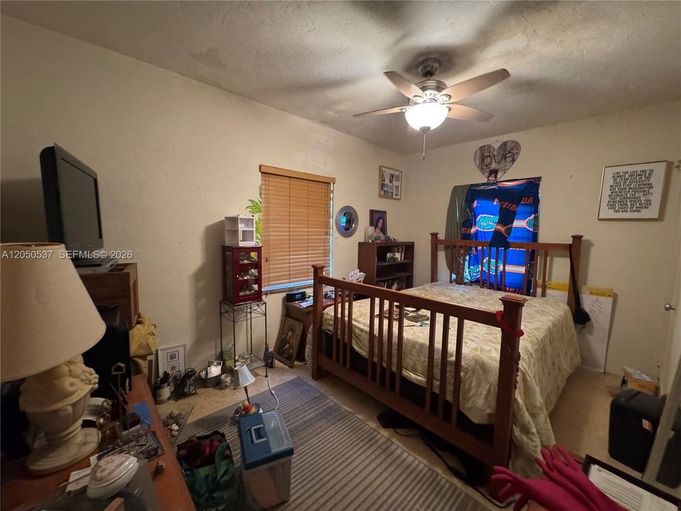 For Sale: $535,000 (4 beds, 2 baths, 1592 Square Feet)