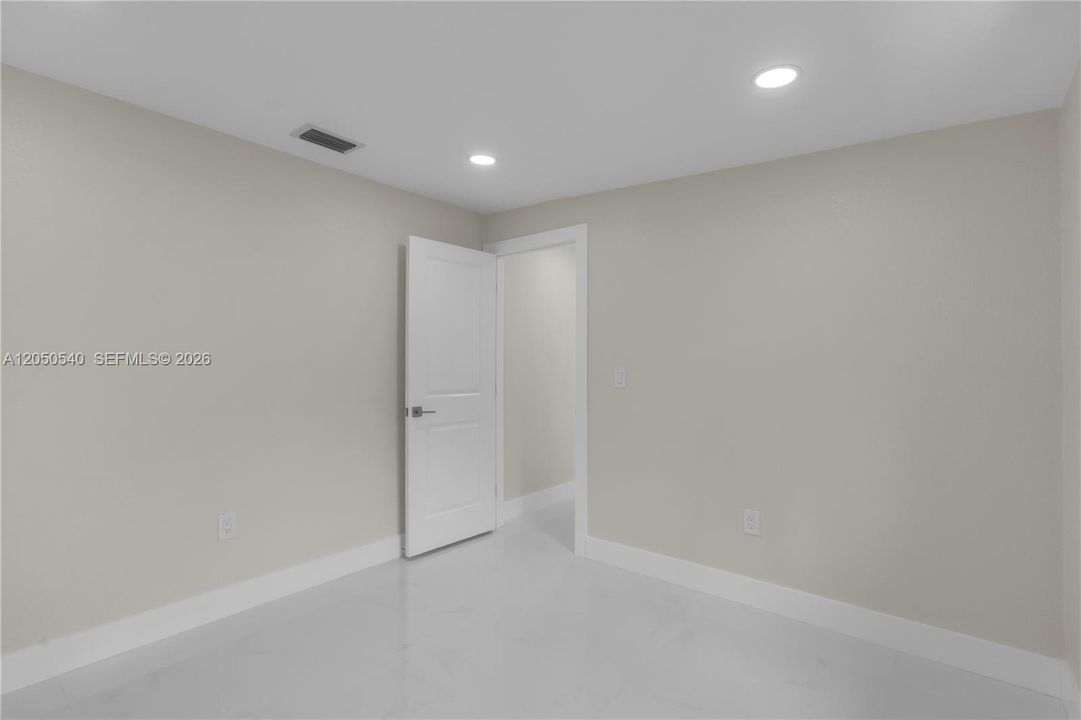 En Renta: $3,900 (3 camas, 2 baños, 1304 Pies cuadrados)