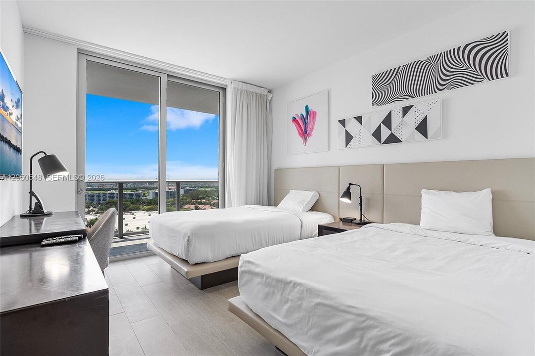 For Sale: $970,000 (3 beds, 2 baths, 1361 Square Feet)