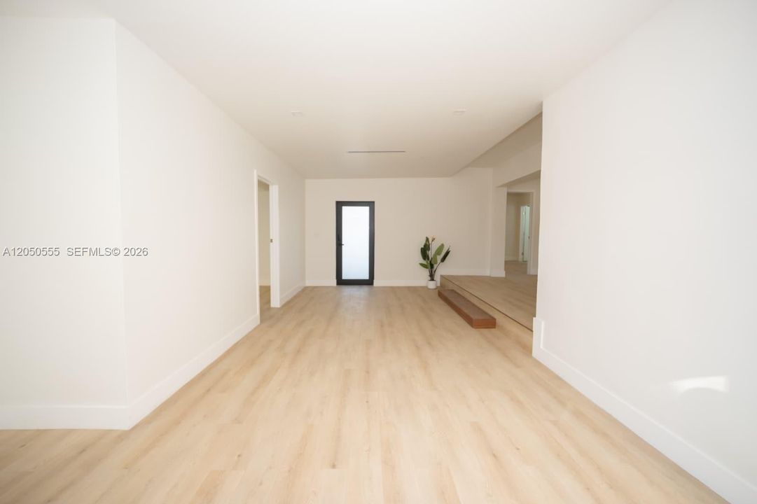 For Sale: $770,000 (4 beds, 3 baths, 1930 Square Feet)