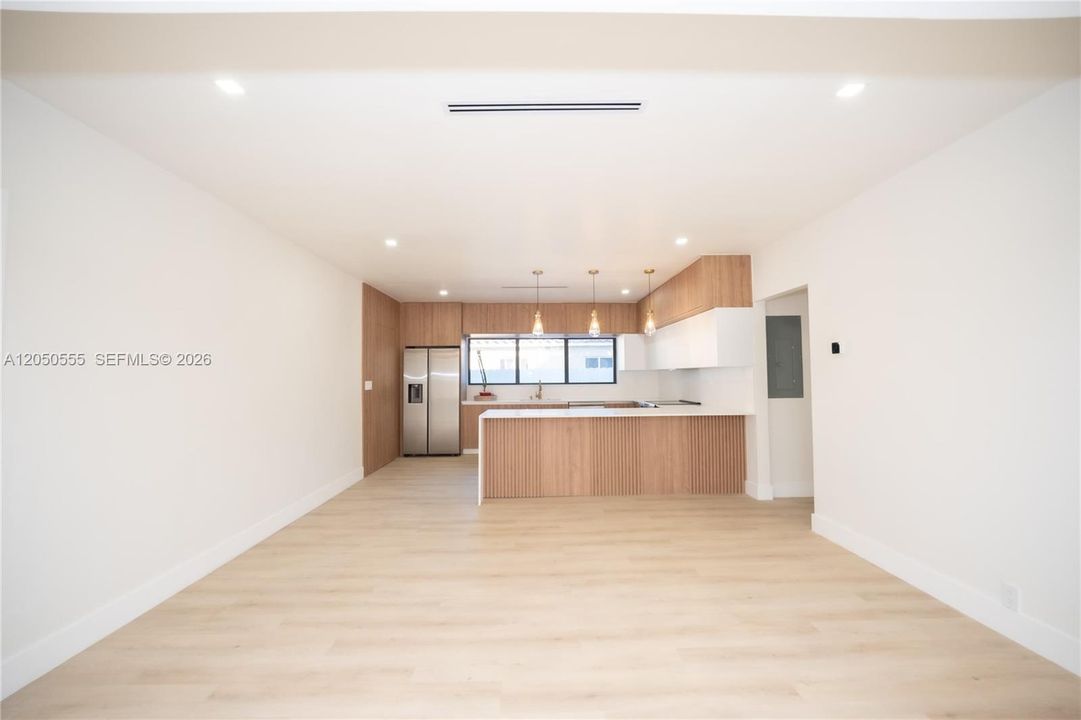 For Sale: $770,000 (4 beds, 3 baths, 1930 Square Feet)