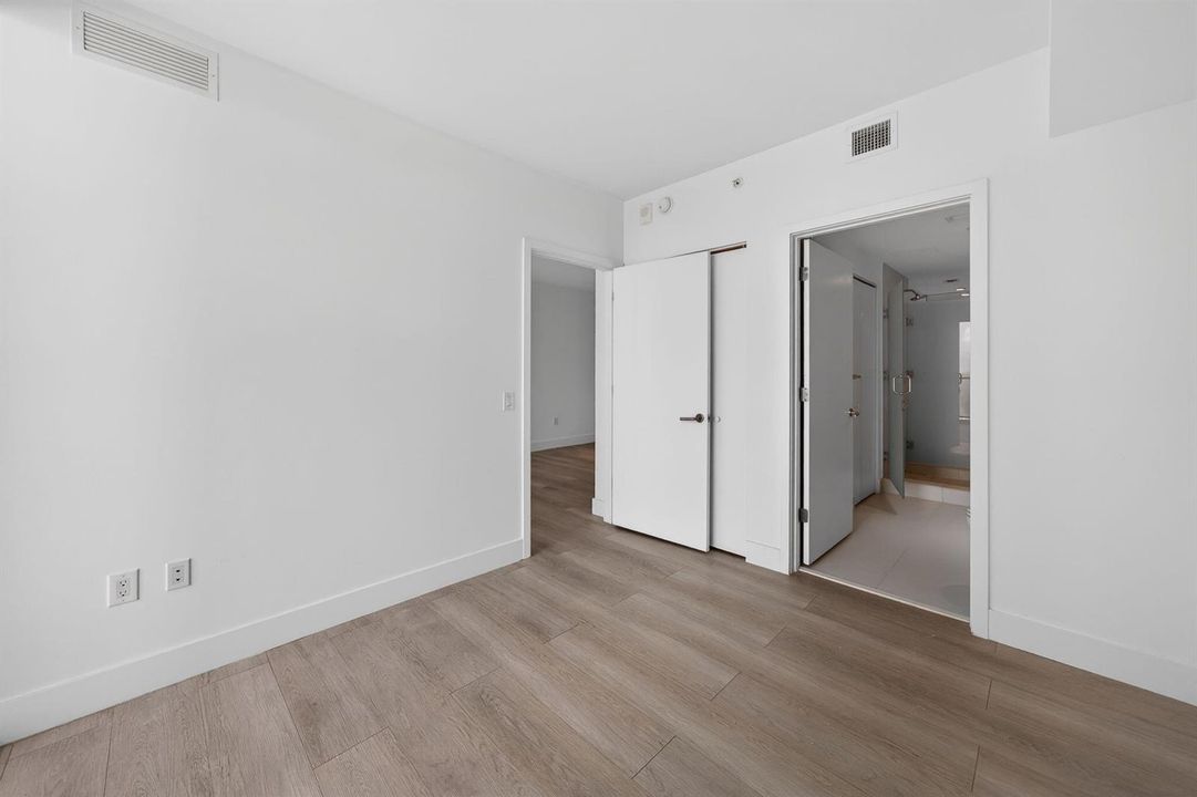 25-web-or-mls-501 NE 31st St unit 3305_H