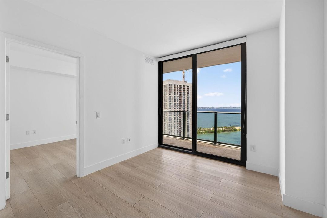 12-web-or-mls-501 NE 31st St unit 3305_H