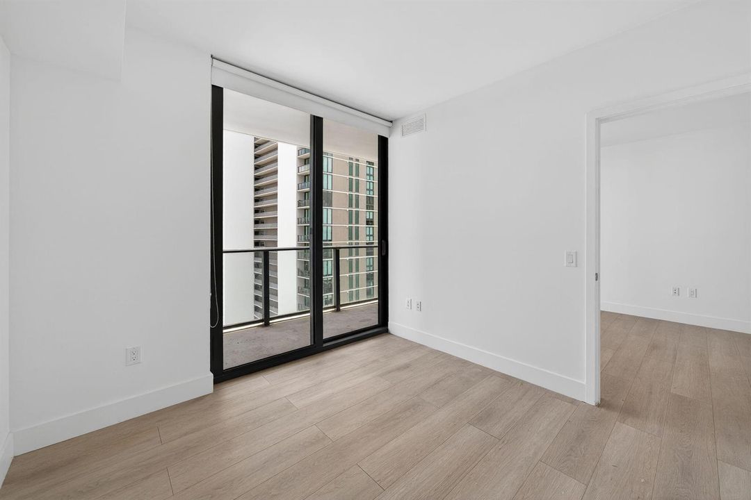 24-web-or-mls-501 NE 31st St unit 3305_H