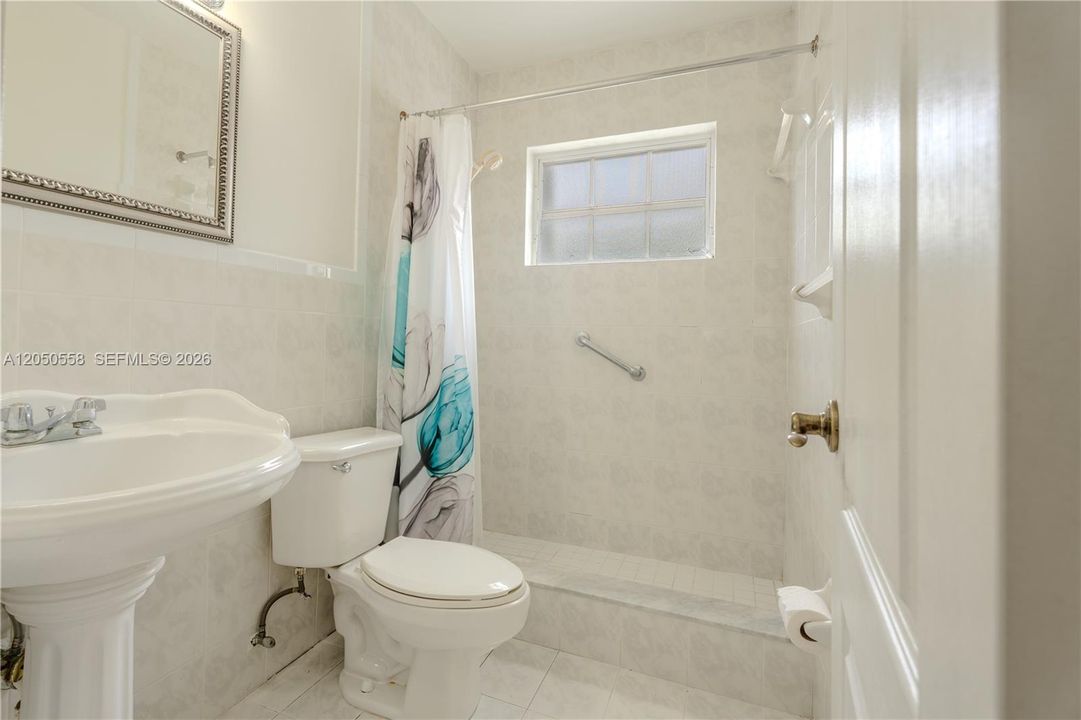 For Sale: $1,250,000 (4 beds, 2 baths, 2119 Square Feet)