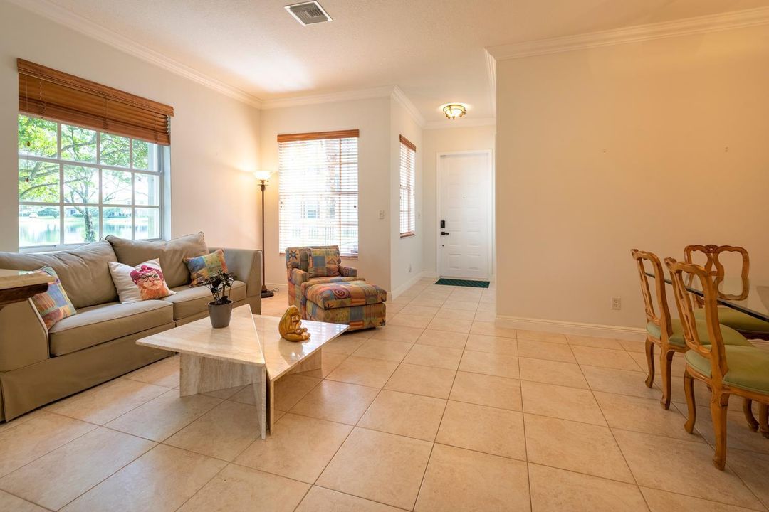 011-008-Living RoomDining-1500x1000