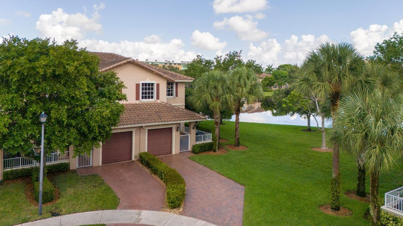034-038-Exterior Front-1500x844
