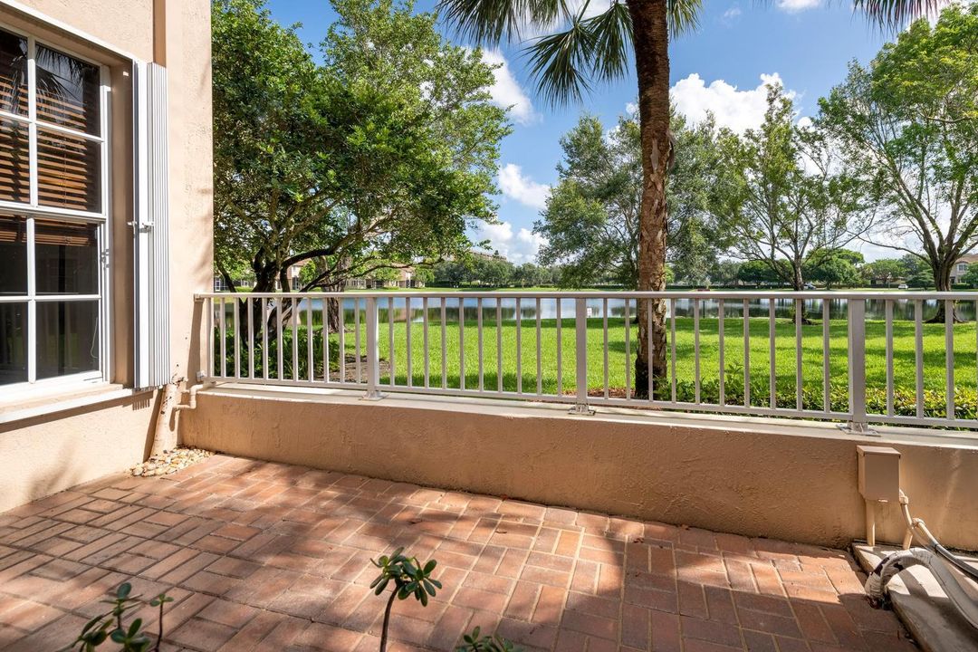 008-034-Patio-1500x1000