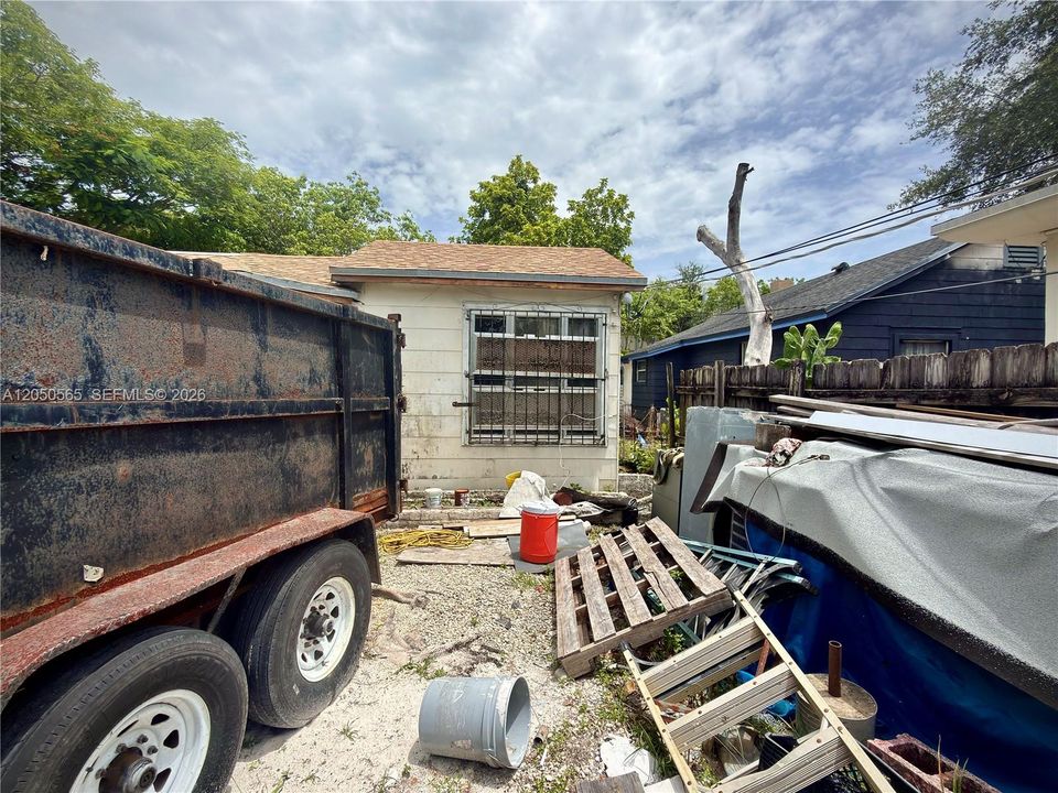 For Sale: $800,000 (0 beds, 0 baths, 1762 Square Feet)