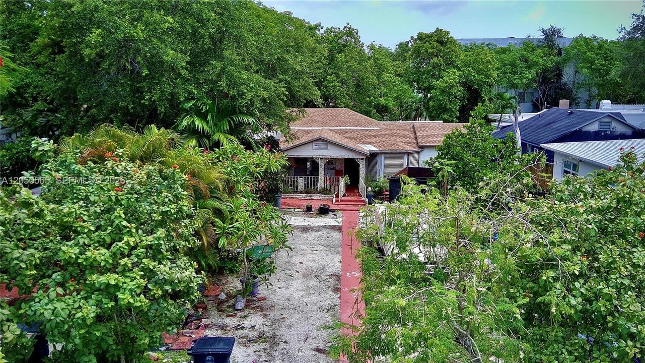 For Sale: $800,000 (0 beds, 0 baths, 1762 Square Feet)