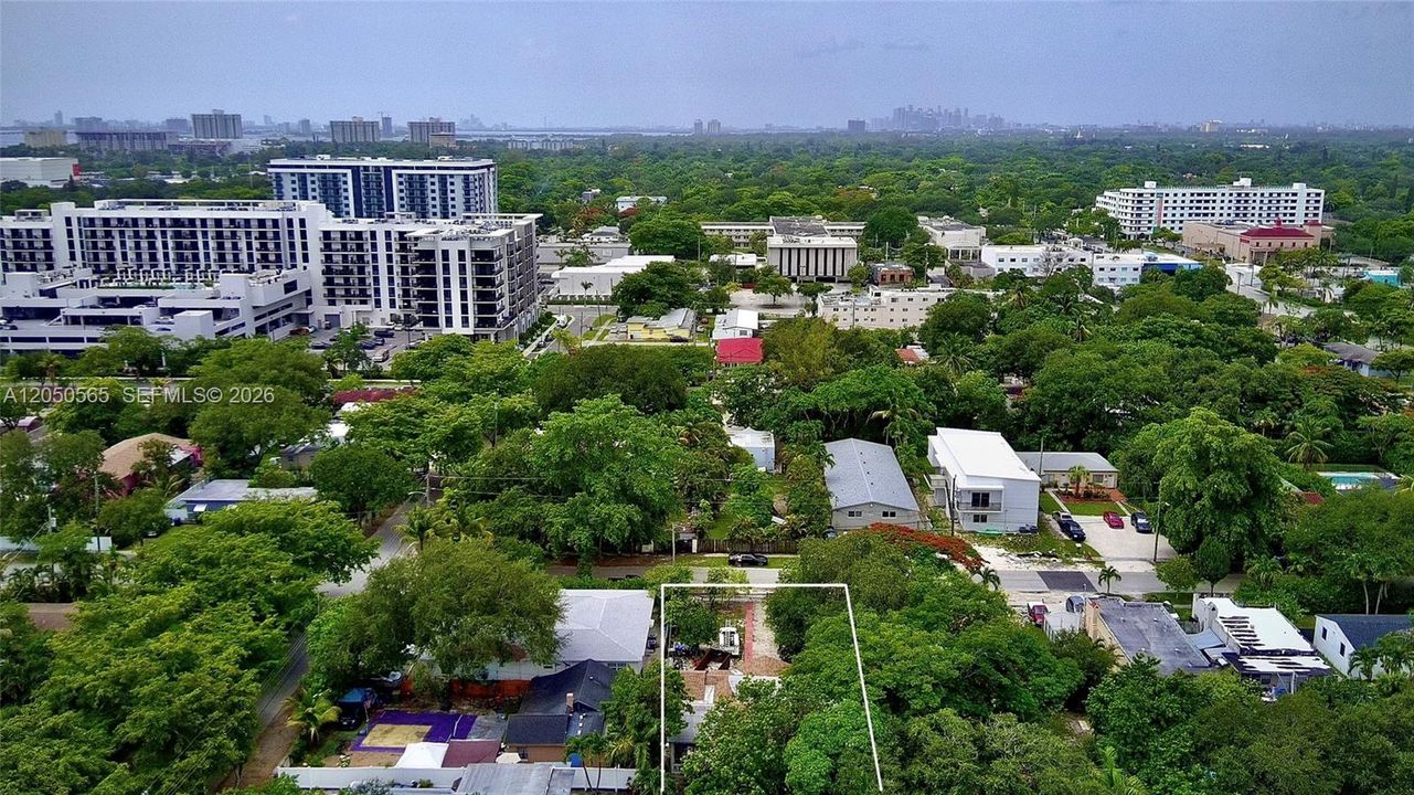 For Sale: $800,000 (0 beds, 0 baths, 1762 Square Feet)