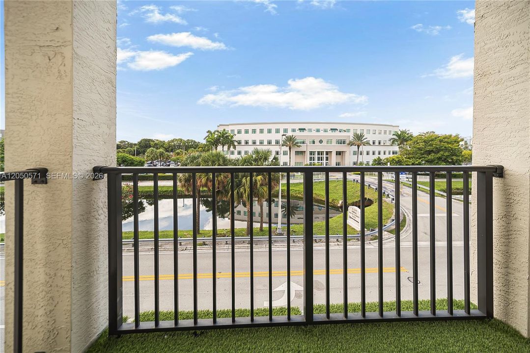 En Venta: $319,000 (1 camas, 1 baños, 738 Pies cuadrados)