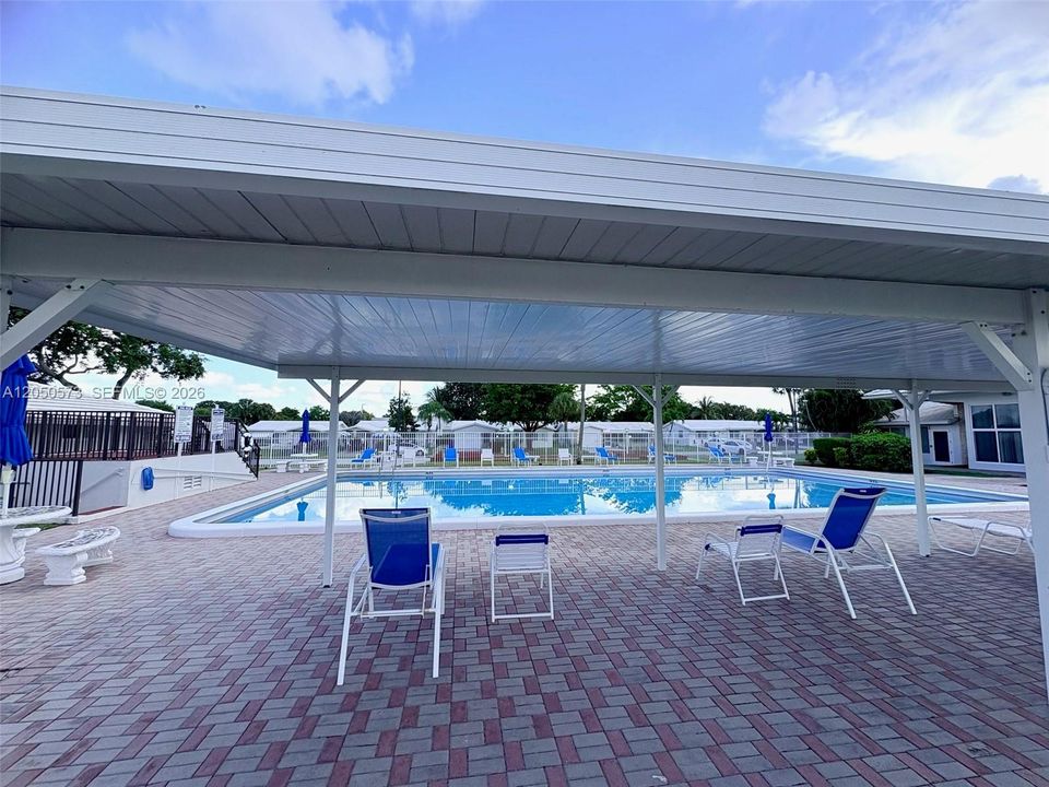 For Rent: $2,150 (2 beds, 1 baths, 1034 Square Feet)