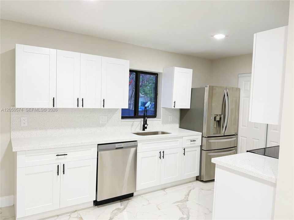 For Sale: $499,000 (4 beds, 2 baths, 1470 Square Feet)