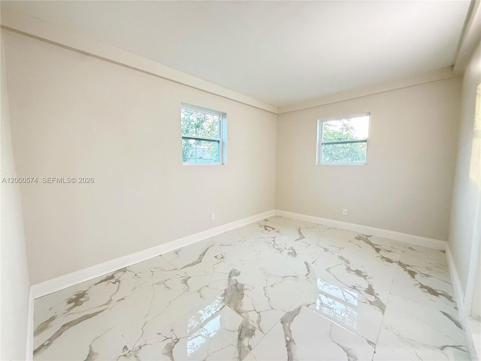 For Sale: $499,000 (4 beds, 2 baths, 1470 Square Feet)