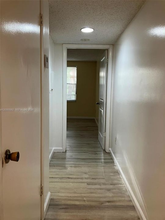 For Rent: $2,100 (2 beds, 2 baths, 980 Square Feet)