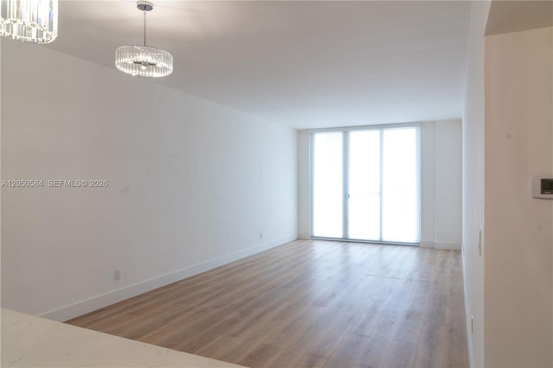 En Renta: $3,000 (1 camas, 1 baños, 1000 Pies cuadrados)